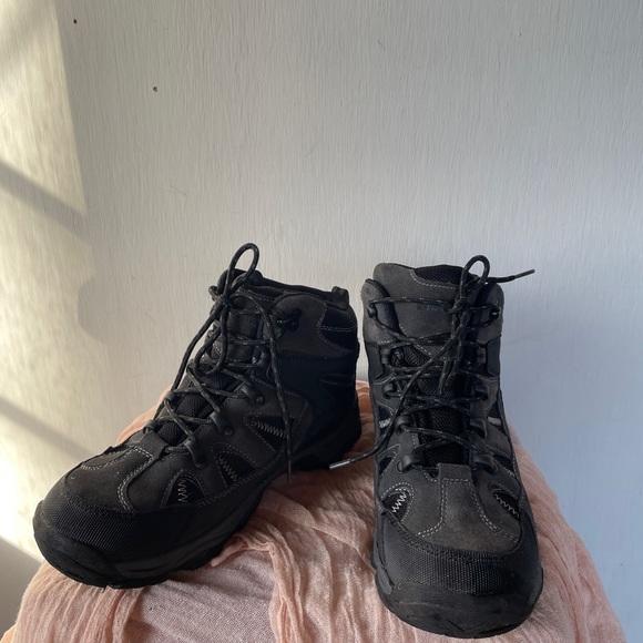 Mountain Warehouse Women’s Hiking Boots - Picture 1 of 6